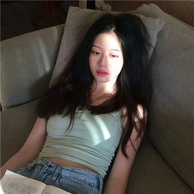 乘着马车高歌